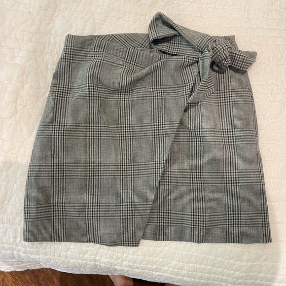 Wilfred Wrap-Front Skirt - Picture 3 of 7